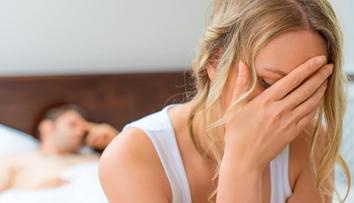 Sex v ložnicích prohrává. Páry dávají přednost těmto věcem