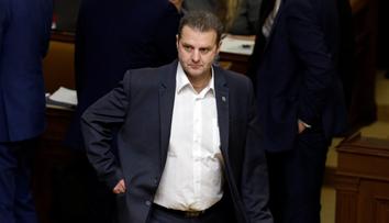Konec poplatků za televizi a rozhlas? Komunista Ondráček má plán