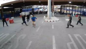 Muž s nožem na hranici vzýval Alláha, skončil neslavně. VIDEO