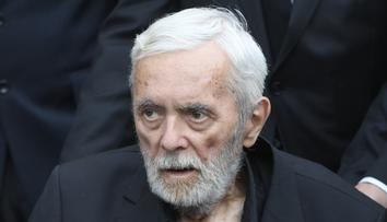 Půl roku od smrti Libuše Šafránkové: Vdovec Josef Abrhám na ocet nezůstal