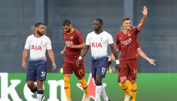 Schick si pohrál s obranou Tottenhamu! AS Řím však prohrál