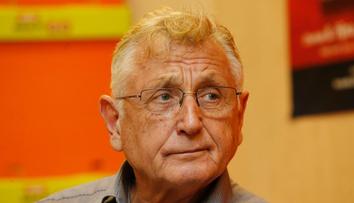 Tajný pohřeb Jiřího Menzela: Dva roky po smrti ho uložili na Vyšehradě