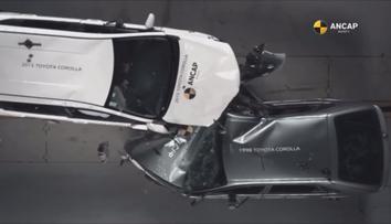 Po zhlédnutí tohoto crash testu už nebudete chtít staré auto