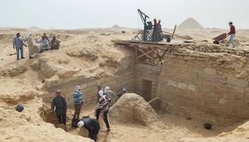 Úspěch českých archeologů: Objevili dosud neprobádané hrobky i mumii