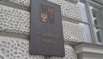 Stát vrátí soudcům přes 800 milionů korun i s úroky, rozhodl Ústavní soud