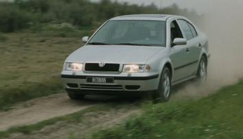Škoda Octavia slaví 30 let. Na první model se stály dlouhé fronty