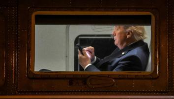 Trump zveřejnil soukromé smsky s Macronem a Ruttem. Řeší Grónsko, Sýrii i Írán
