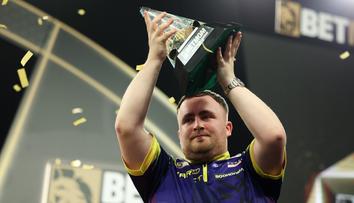 Premier League potřebuje změnu. Hráči dostávají moc peněz, říká vlivný muž PDC
