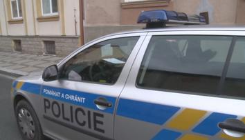 Na Sokolovsku rozplétají mimořádný případ obchodu s lidmi. Obvinili i bývalou pracovnici ZŠ