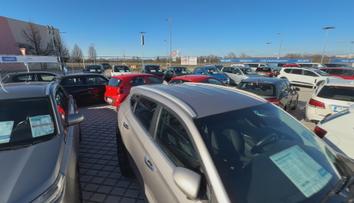 Obchod s ojetinami stále kvete. Češi kupují hlavně SUV a vozy s automatem