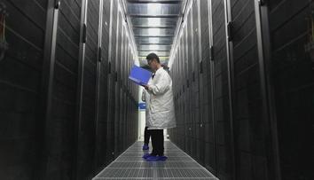 Nekontrolované používání AI ve firmách je hazard. Zaměstnanci riskují útok hackeřů