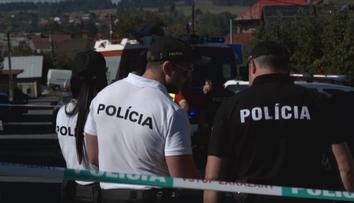 Matka útočníka ze slovenské školy skončila ve vazbě. Měla vyhrožovat ředitelce smrtí