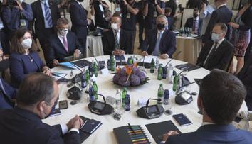Babiš se zúčastnil summitu V4. Řešila se budoucnost Evropy i očkování