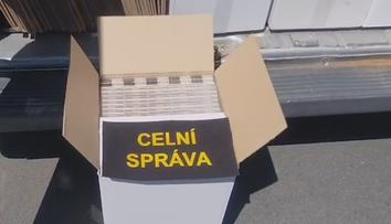 Celníci objevili statisíce nekolkovaných cigaret. Stát mohl přijít o miliony