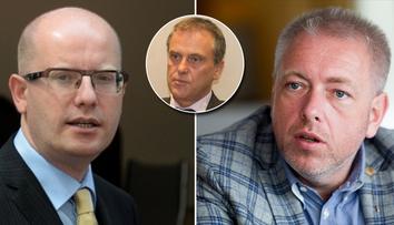 Tři lidé jsou ve vazbě, Sobotka chce hejtmanovu rezignaci