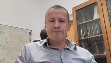 Noc vědy otevřela brány poznání. Co návštěvníkům nabídla, přiblížil fyzik