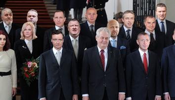 Nová vláda: Ministrem financí Rittig, premiérkou Jana Nečasová!