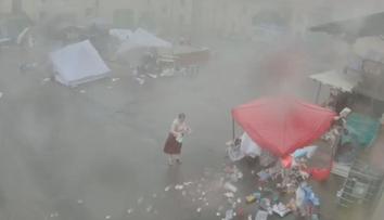Klid vystřídal chaos. Obecní slavnost v Horoměřicích překazila silná bouře