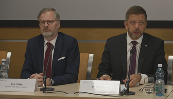 Premiér Fiala: Nečekají nás jednoduché dny. Přijde až stoletá voda