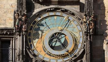 Pražský orloj se na několik měsíců zastaví. Naplní se proroctví?