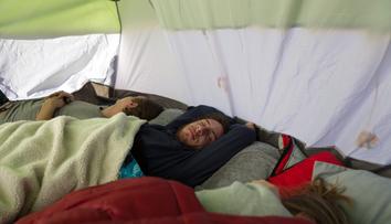 Bizarní inzerát: Žena pronajímá stan na svém balkoně, za nájem chce tisíce