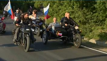 VIDEO: Ruský prezident Vladimír Putin vyrazil mezi Noční vlky!