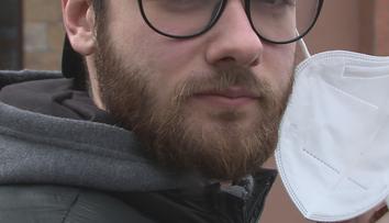 Kvůli vousům nemusí respirátor správně těsnit! Lékaři mají jednoduchou radu