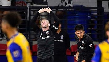 Gól po sedmi měsících: Rooney se poprvé trefil za svůj nový tým!