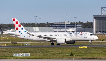 Dramatické momenty při vzletu Airbusu. Letadlo skončilo mimo ranvej
