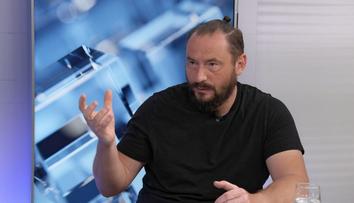 Mobil je pro děti každodenní záležitost. O jejich chování promluvil IT expert