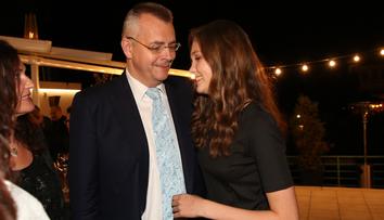 Šéf Slavie bude dědečkem. Jeho dcera je těhotná s brankářem sešívaných