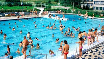 Hygiena na koupalištích: Kontroly objevily prošlé jídlo a bakterie!