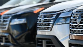 Pokus o záchranu Nissanu: Skončit musí sedm továren a až 20 tisíc zaměstnanců