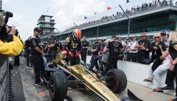 Andrettiho tým prožil sportovní tragédii, vyhrál James Hinchcliffe
