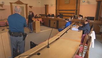 Soud snížil trest za vraždu vůdce sekty. Věřila jsem mu všechno, řekla odsouzená