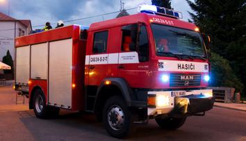 Zemřela jedna z nejtěžších Češek. Policistům museli pomáhat hasiči