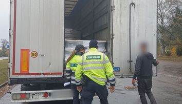 Celníci na Vysočině odhalili pašerácké dodávky. Zabavili zboží za miliony