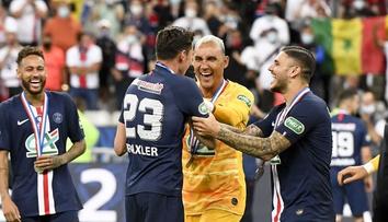 PSG děkuje Navasovi za triumf v Ligovém poháru! Chytil klíčovou penaltu