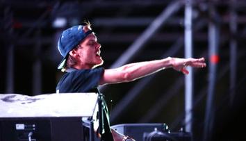Smutné odhalení: Už to nemohl snášet dál, DJ Avicii si vzal život!