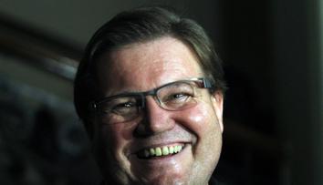 Škromach napustil bazén a chce kandidovat na Hrad. Za pět let