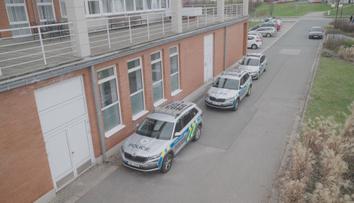 Univerzitám někdo vyhrožoval střelbou. Pachatele policie stále hledá