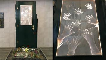 Proč?! Památník Wintonových dětí na Hlavním nádraží zničil vandal