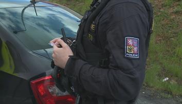 Nové obvinění v kauze zneužívání nezletilých dívek. Policie poslala pár do vazby