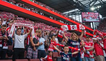 Boží pomoc pro bundesligový klub. Fanoušci v katedrále slyšeli klubovou hymnu