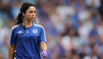 Vrátí se půvabná lékařka do Chelsea? Fanoušci ji prosí na sociálních sítích