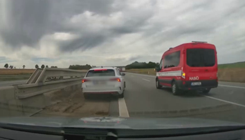 VIDEO: Po D1 kličkoval opilý řidič. Nadýchal téměř čtyři promile