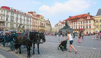 PŘEHLED: Česko plné turistů. Podívejte se, kam míří nejčastěji