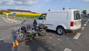 Mimořádně tragický pátek na silnicích. Pět obětí, dvě z nich na motorce