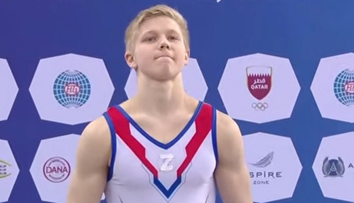 Gymnastovi se "Z" na hrudi hrozí přísný trest. Ukrajinci nás ponižují, tvrdí Rusové