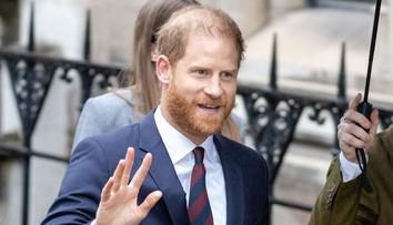 Princ Harry zase míří domů. Nečekané gesto od krále nadchlo Brity